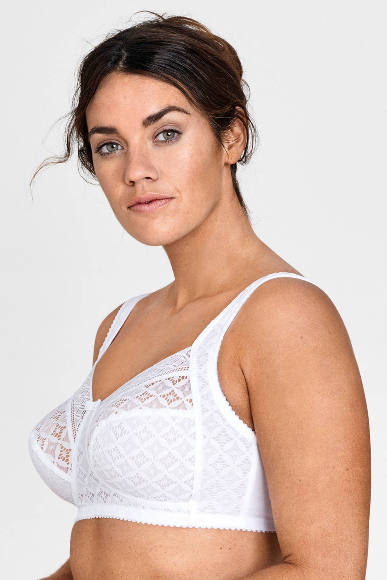 Isabelle soft cup bra