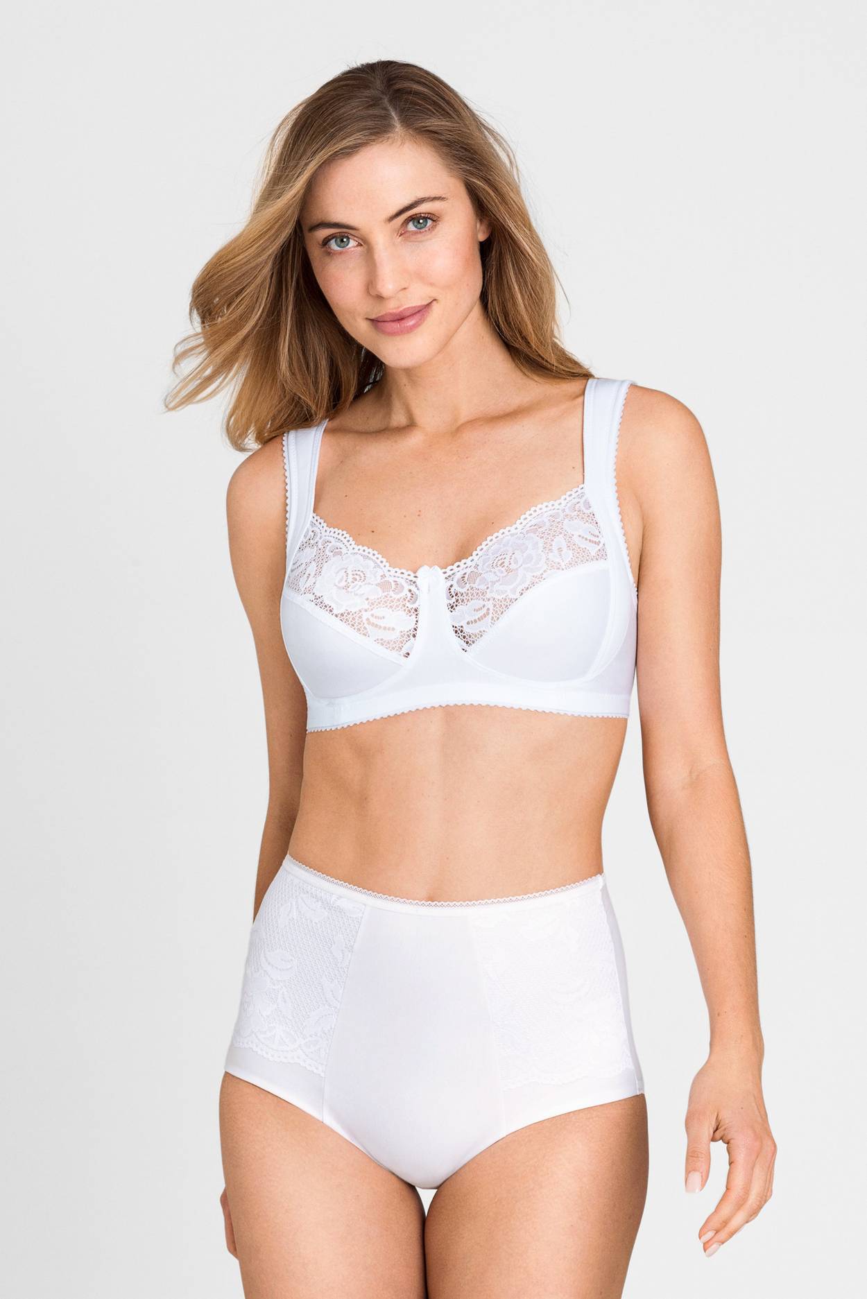 Lovely Lace Miederhose
