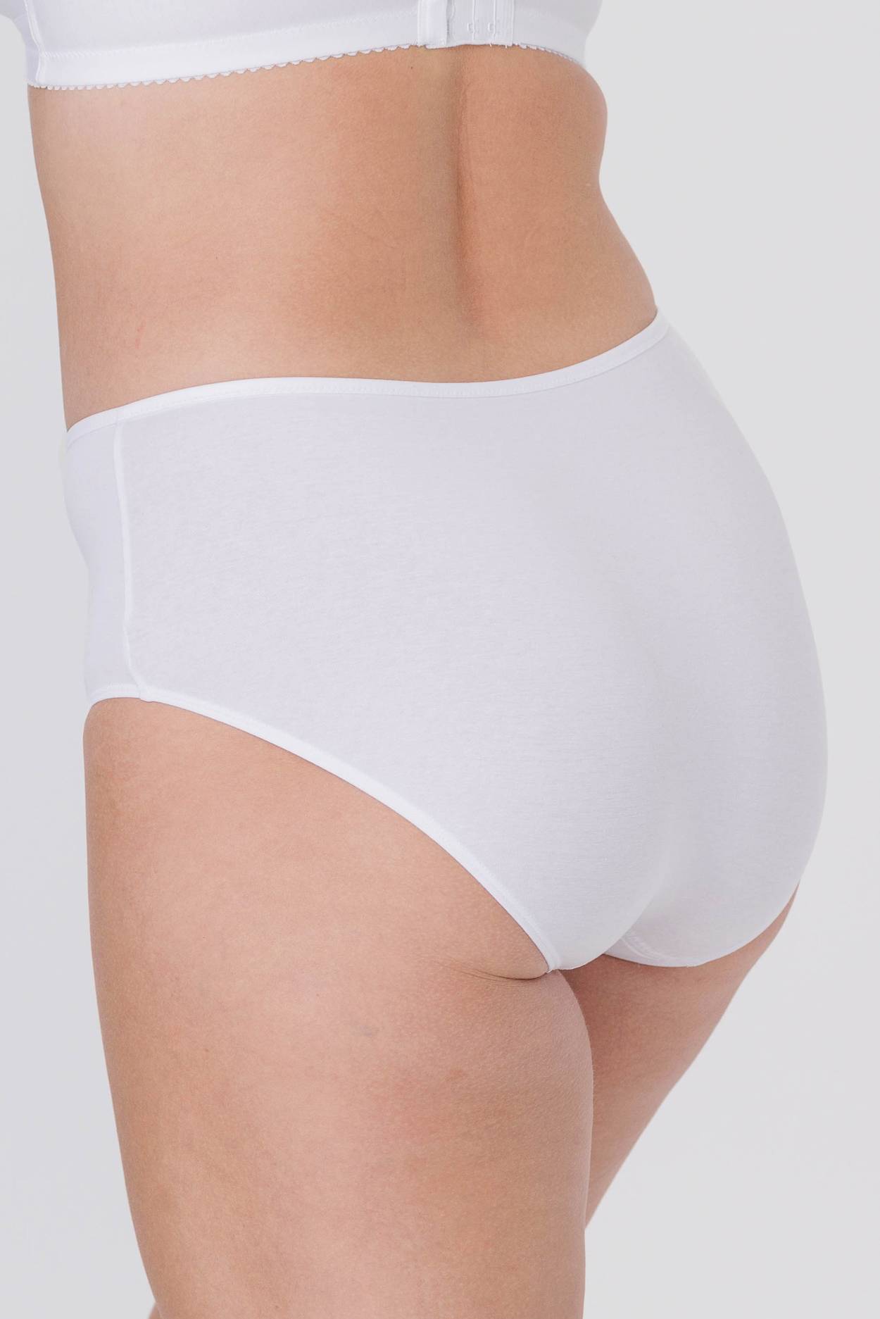 Broderie anglaise panty girdle